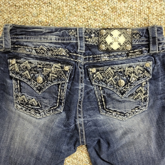 Miss Me Cuffed Capris Jeans Denim Bling Size 30 - Picture 12 of 15